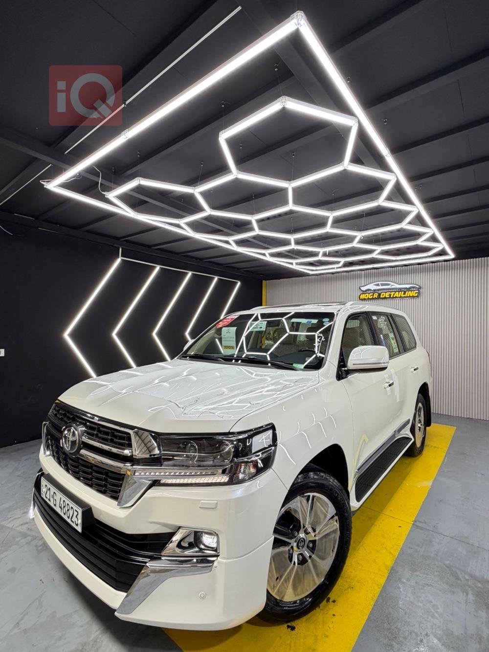 تۆیۆتا لاند کروزەر